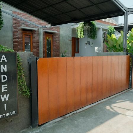 Andewi Guest House Denpasar Redpartner - Minimum Stay 30 Nights Sanur  Luaran gambar