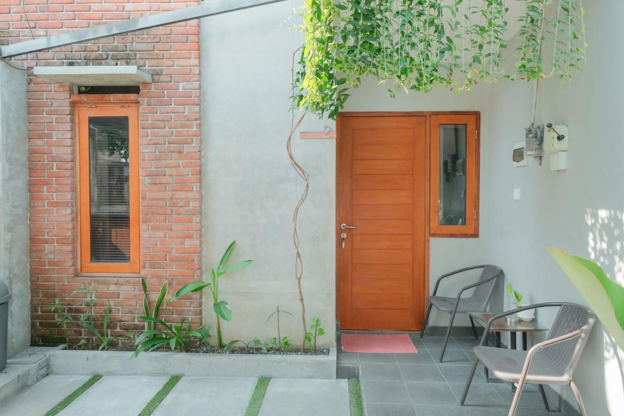 Andewi Guest House Denpasar Redpartner - Minimum Stay 30 Nights Sanur  Luaran gambar