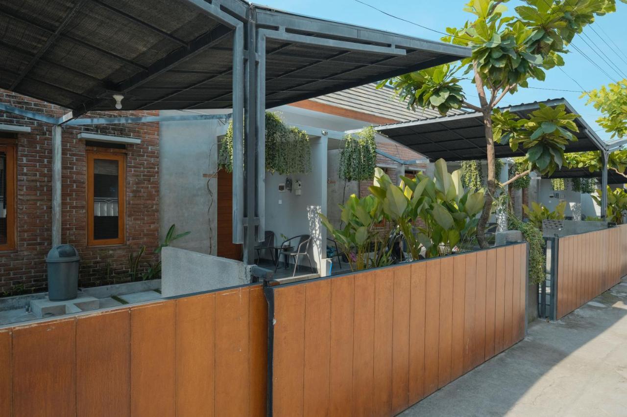 Andewi Guest House Denpasar Redpartner - Minimum Stay 30 Nights Sanur  Luaran gambar